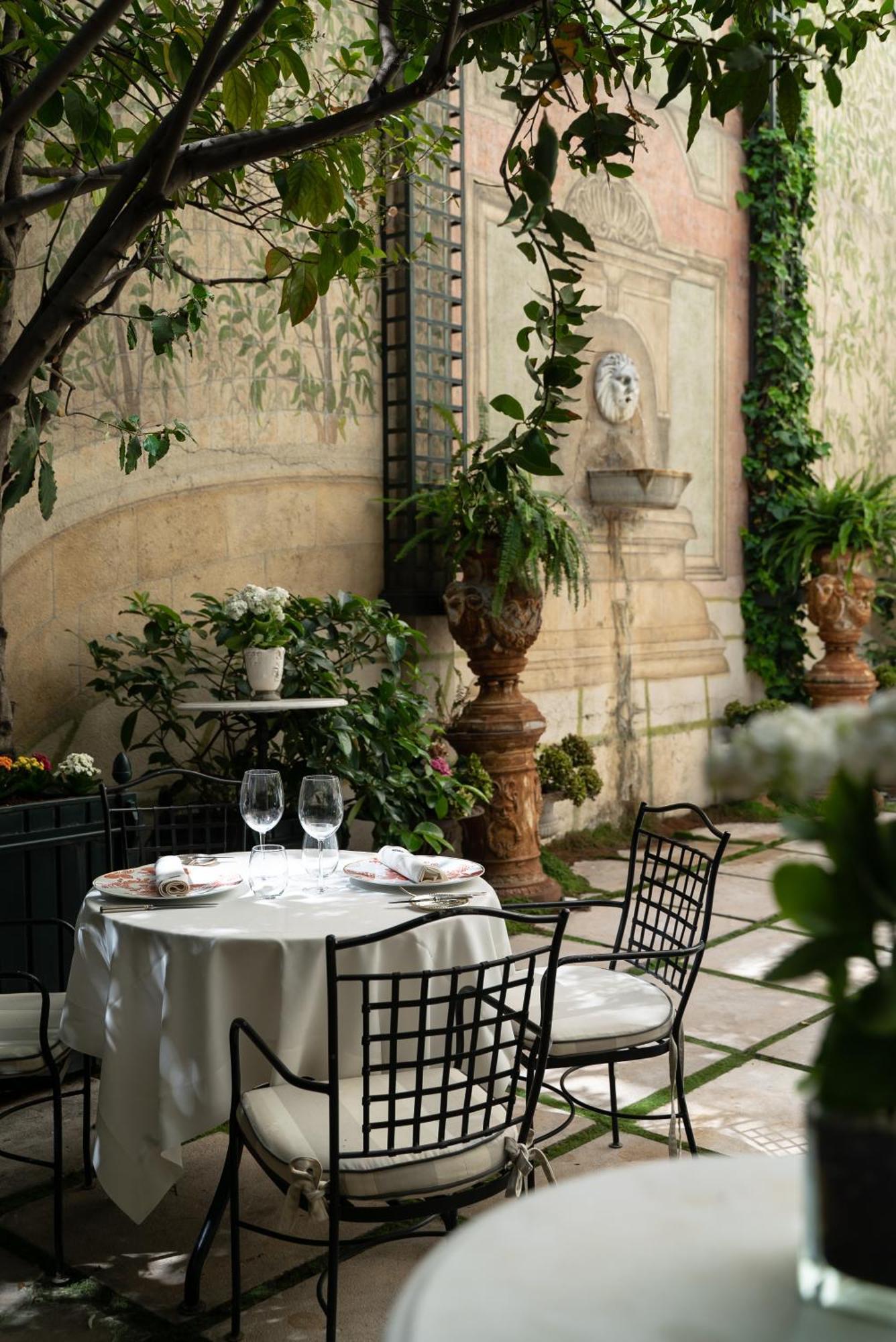 Relais & Chateaux Hotel Orfila Madrid Exterior photo